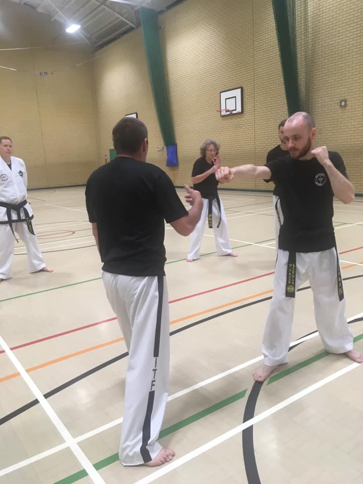 Taekwondo-Black-belt-class-014